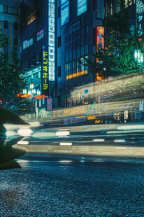 城市夜景车流灯光闪烁