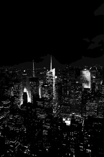 夜幕下的繁华都市景观