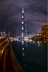 迪拜塔夜景璀璨迷人