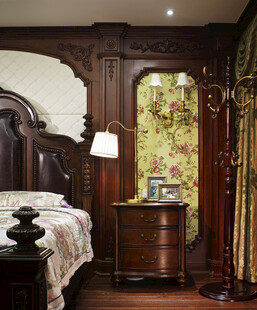 古典欧式风格的温馨卧室