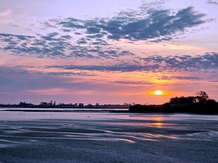 海滨绝美日落景观