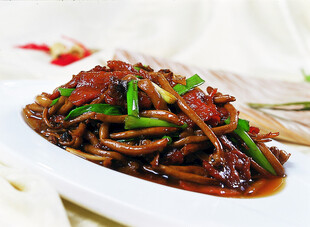 茶树菇炒牛柳元份酱香味