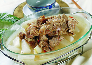 萝卜炖羊肉