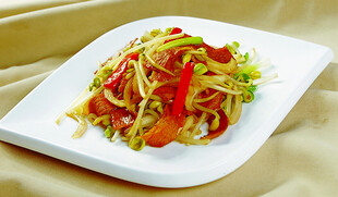 豆芽炒五花肉元例