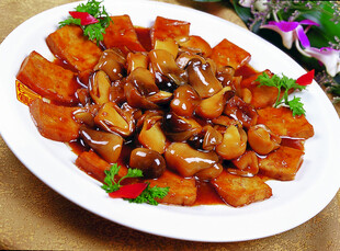 一品豆腐烧草菇