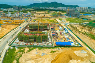 城市建筑工地鸟瞰图