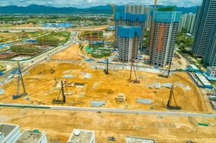 城市建筑工地俯瞰景象