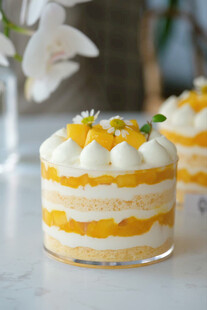 芒果波波杯蛋糕