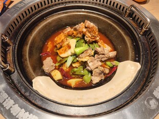 东北铁锅炖排骨