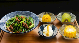 多样美味日式小菜拼盘