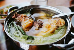 美味火锅食材丰富诱人