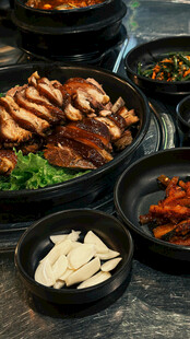 美味多样的特色烤肉拼盘