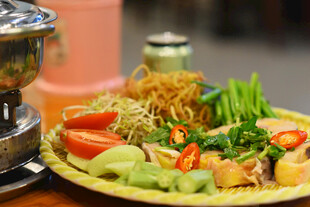丰盛泰式美食拼盘