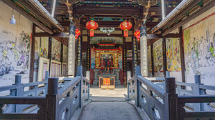 古雅中式庭院过道景致