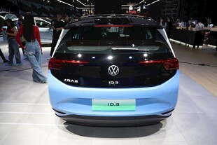 大众新能源汽车尾部特写