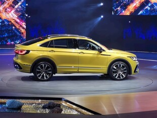 黄色炫酷轿车展示