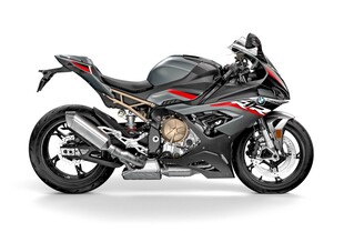 高性能酷炫黑色运动摩托车