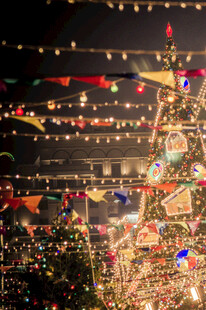 节日装饰场景绚烂灯光