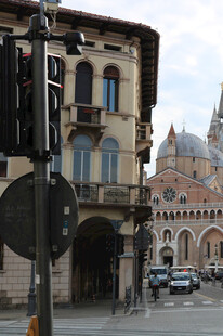 欧洲城市街角建筑景观