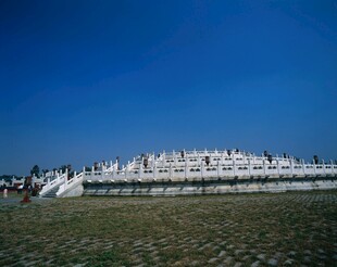 壮观白色建筑群