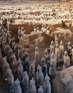 壮观的秦始皇陵兵马俑阵
