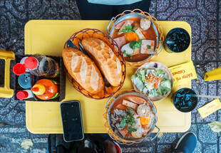 丰盛日式美食拼盘