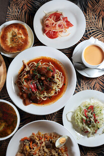 多样美食摆盘展示