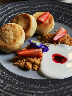 精致西式甜点拼盘