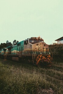 田野上的复古火车