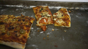 美味切片披萨展示