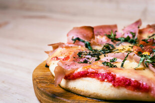 培根香草披萨特写