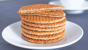 堆叠的美味华夫饼干