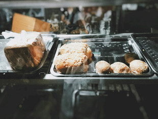 美味糕点陈列展示