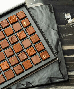 精致盒装巧克力