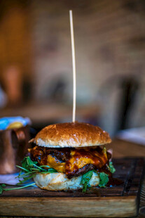 美味鸡肉汉堡特写