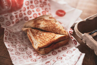 美味夹心烤吐司
