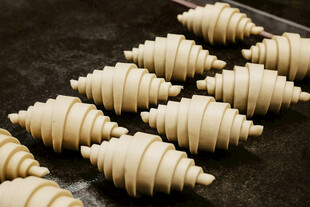 造型独特的螺旋状糕点