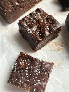 美味巧克力布朗尼切块