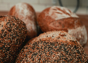 美味多样的手工烘焙面包