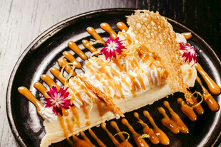 精致焦糖淋面芝士蛋糕