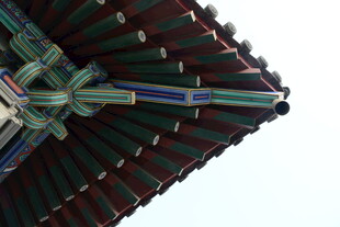 洛阳城市风光龙门石窟古建筑