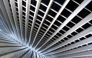 螺旋状金属格栅结构