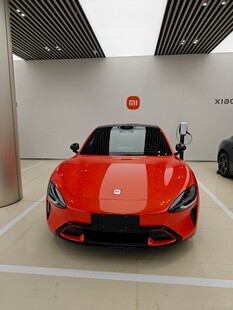 红色酷炫跑车展示