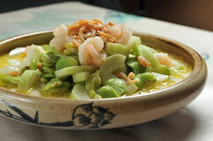 虾仁青菜浓汤美食特写