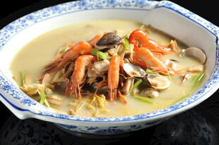 海鲜菌菇靓汤