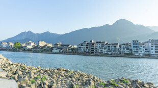 海滨城镇风光 远山近水