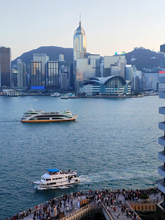 香港维多利亚港热闹景象