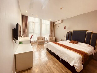 现代简约风格温馨卧室