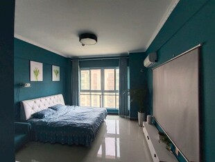 深蓝卧室尽显静谧氛围