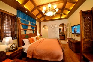 中式典雅卧室温馨空间